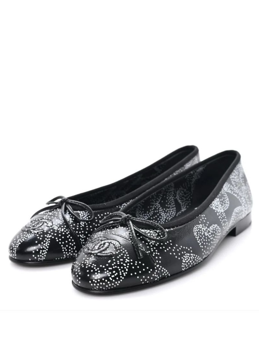 Chanel Calfskin Camellia Cap Toe Ballerina Black & White Print Rare Never Worn